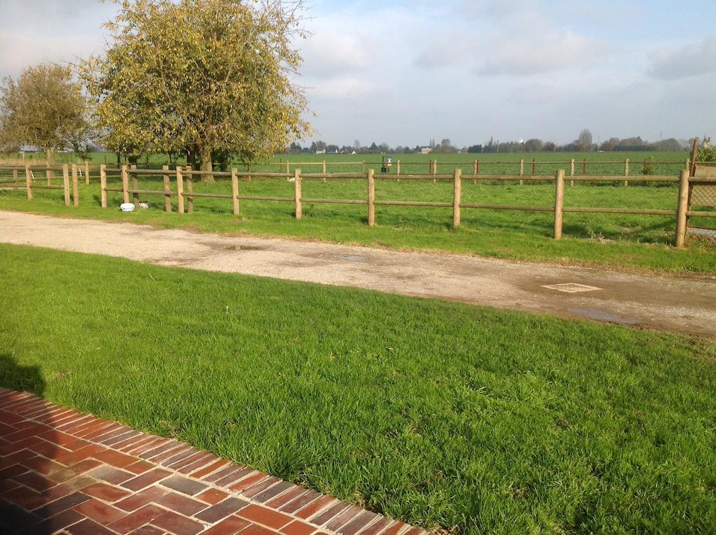 Maison d hôtes Le Saint Aubin Amfreville-la-Campagne Exterior foto